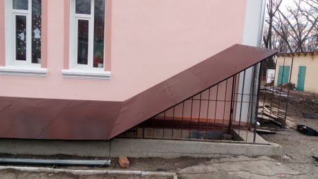 роботи по капітальному ремонту фасаду в Заставнівському ДНЗ №1