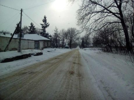 тривають роботи по капітальному ремонту футбольного поля