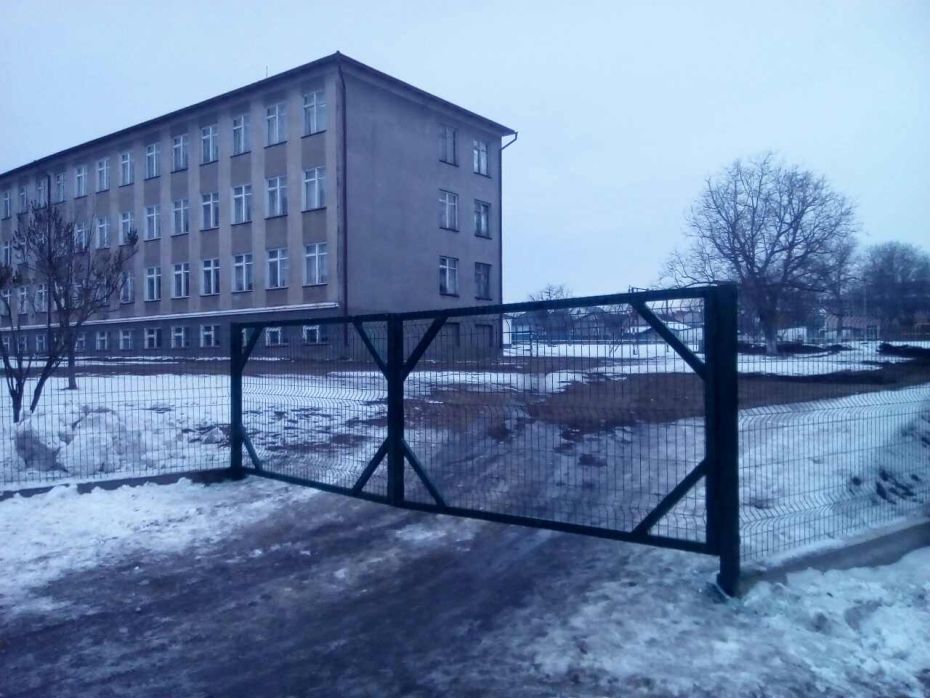 брама ЗОШ №2
